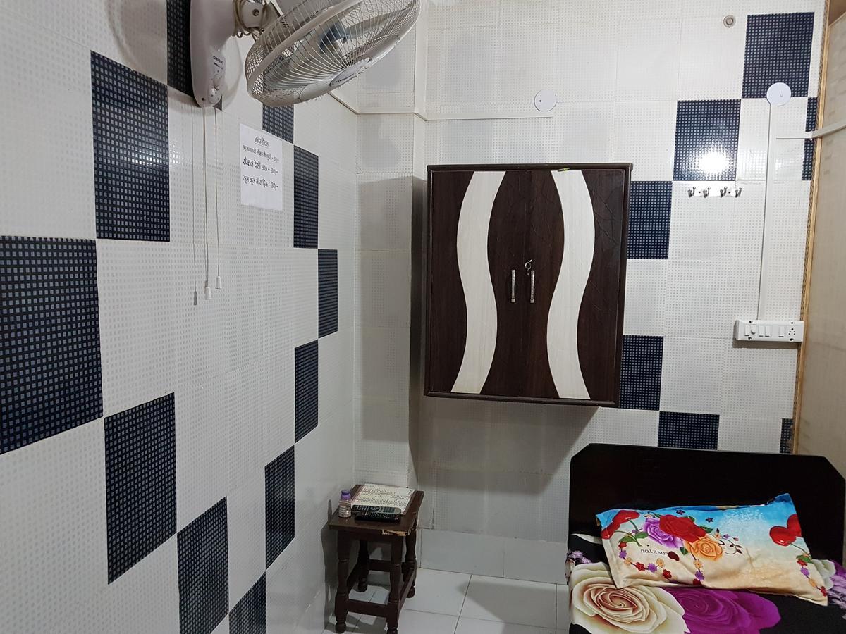 Nanda Hotel Hanumangarh Exterior photo